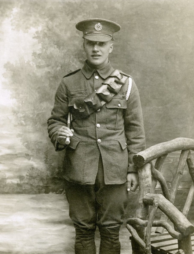 Black and white photo of man in uniform